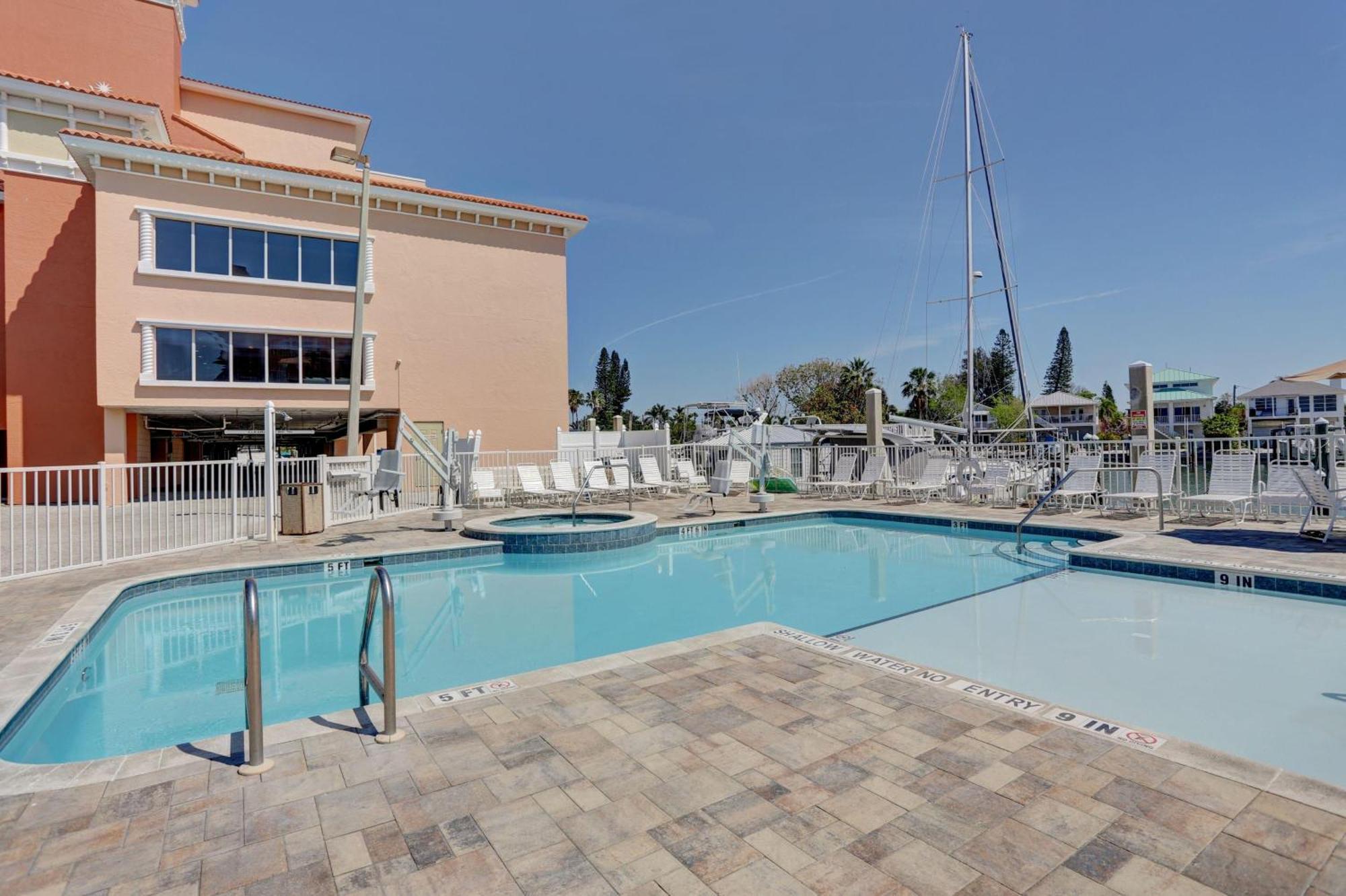 Madeira Bay Resort I 1504 سانت بيتي بيتش المظهر الخارجي الصورة